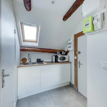 Apartament Elegance A La *