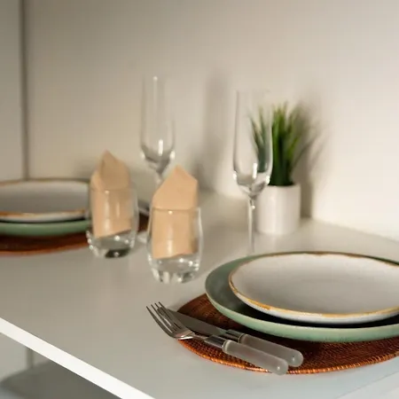 Apartment Elegance A La